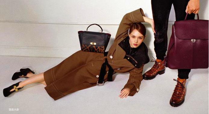 杨幂成轻奢品牌全球代言人,80后小花的代言战争硝烟四起