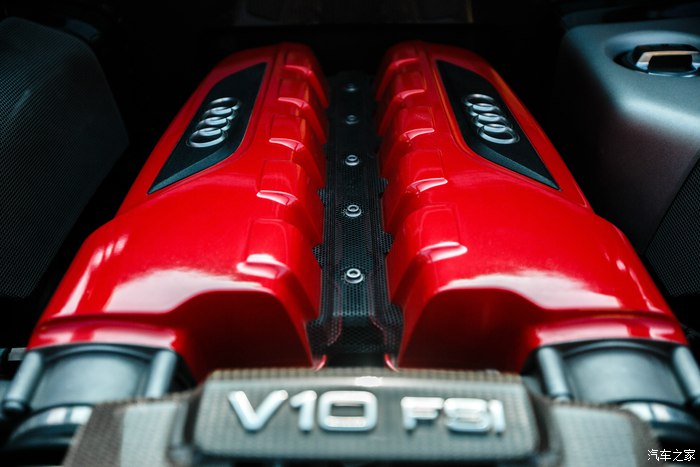 路西斯之星奥迪r8,奥迪r8帝王