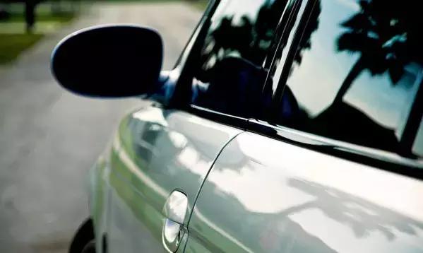 打蜡封釉镀膜镀晶到底有什么区别,汽车抛光打蜡封釉镀膜镀晶哪个好