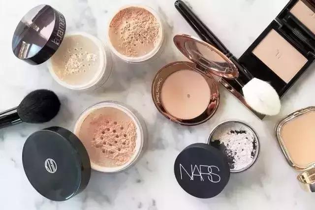 新手化妆入门必备品推荐,新手化妆必备化妆品性价比