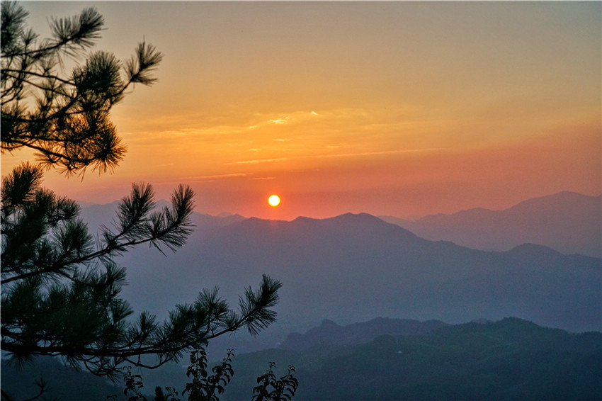 大自然山顶巨石,南天门到大别山主峰