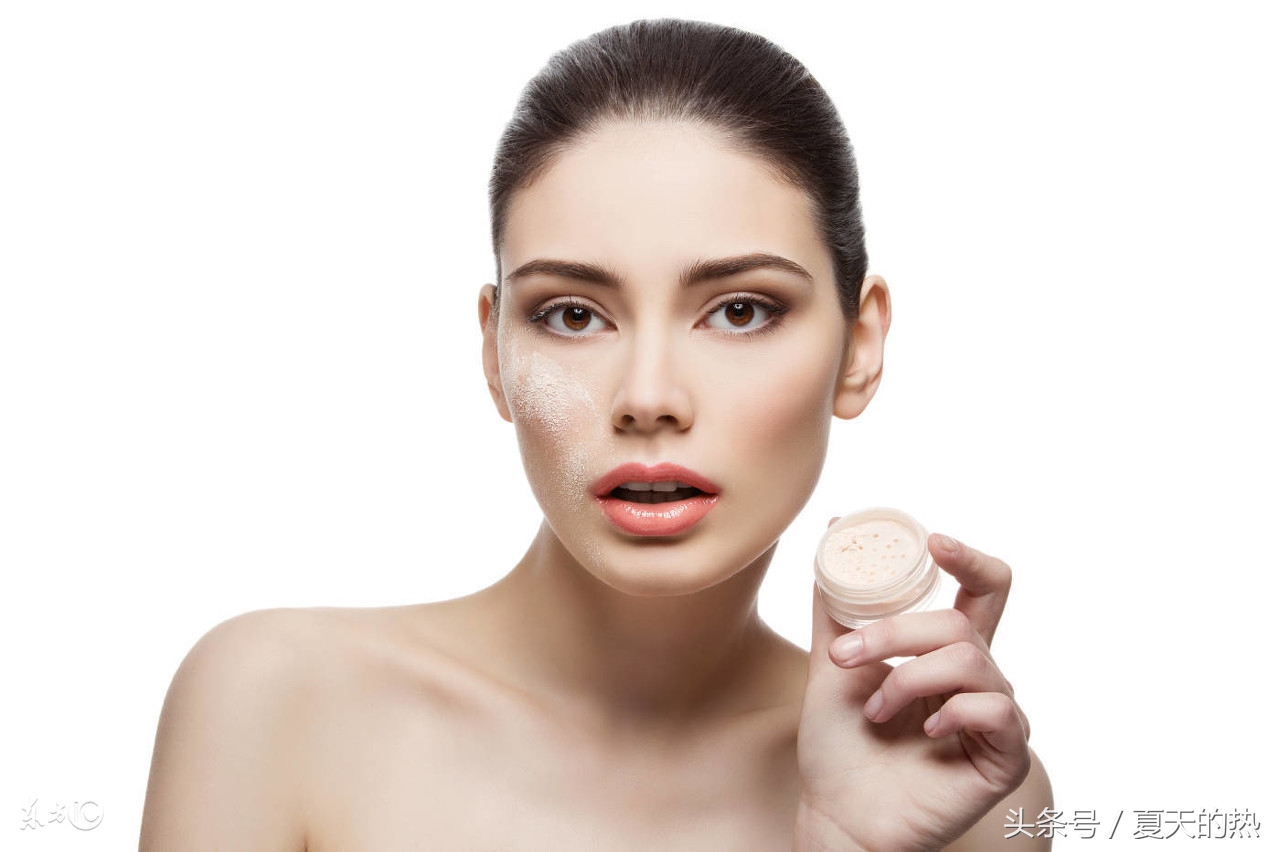 有没有提亮肤色的小窍门,用什么可以提亮肤色和变白