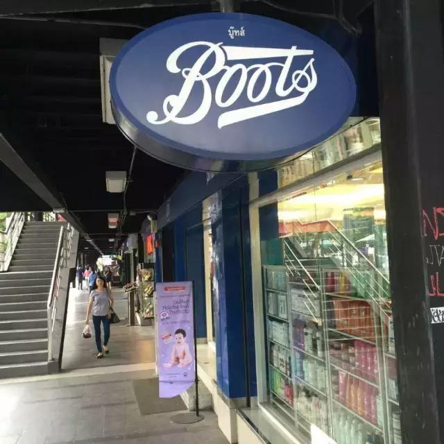 清迈机场退税后行李托运攻略,泰国曼谷商场买东西清迈机场退税