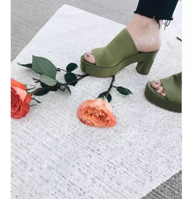 谁年轻时没买过这几样东西,年轻的时候没买首饰