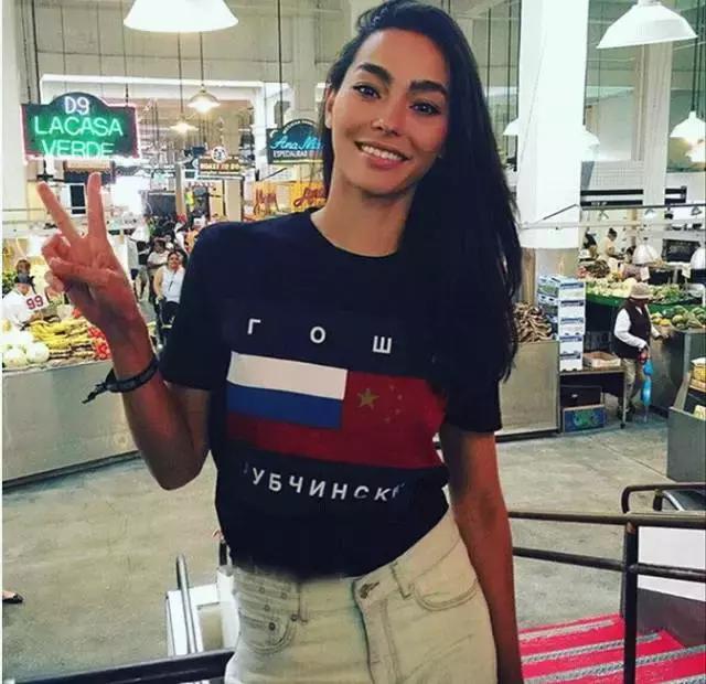 潮牌vetements带俄罗斯字母,vetement官方旗舰店潮牌