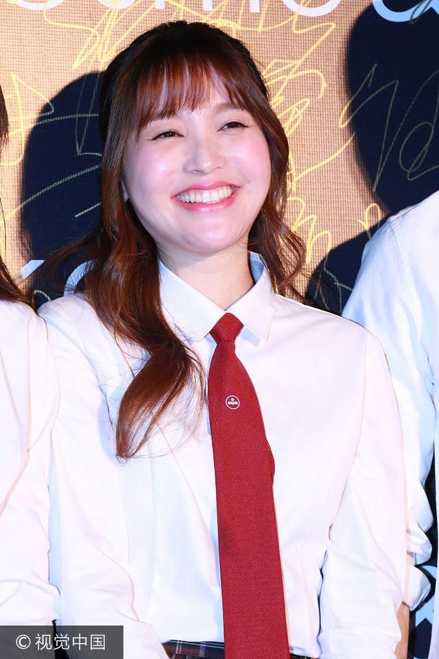 金莎是胖了还是整容了,金莎变成网红脸了