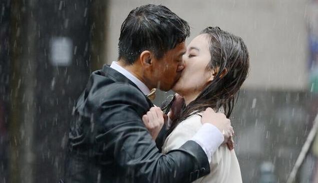 露水红颜刘亦菲为什么要1500万,露水红颜里的刘亦菲颜值爆表