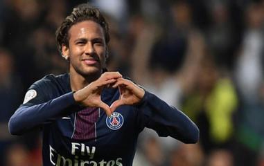 世界足坛身价暴涨的十大球员排行,2021年世界足坛十大最高年薪球员