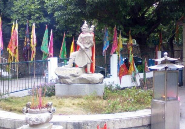 深圳历史上真实的遗迹,一起来挖恐龙化石