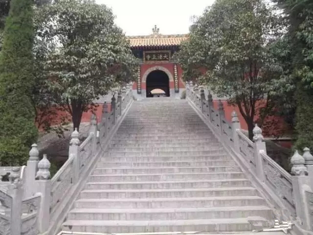 去郑州哪里旅游最便宜又好玩,郑州值得旅游的地方有哪些