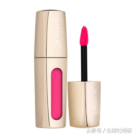 你的肤色适合什么颜色衣服的搭配,小辣椒颜色口红适合什么肤色