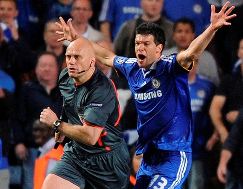 盘点足坛最让人泪目的时刻,最令人心酸的足球视频