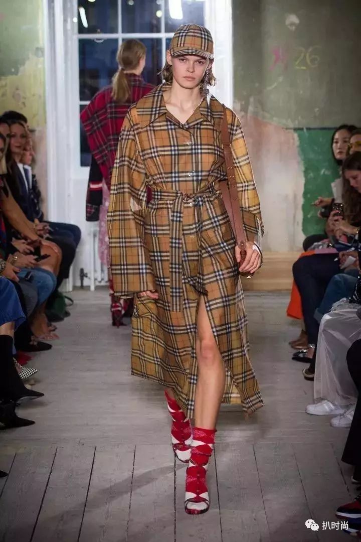2018春夏伦敦时装周丨Burberry之外,还有什么可看?