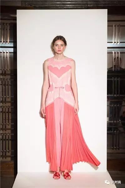 2018春夏伦敦时装周丨Burberry之外,还有什么可看?