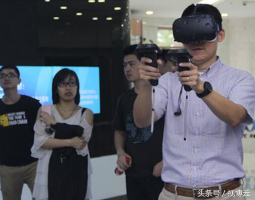 vr进入未来世界,vr技术将颠覆衣食住行