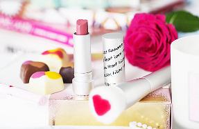 迷倒少女，彩妆会比心萌到犯规