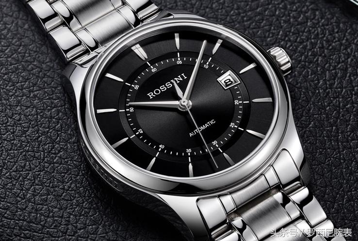 手表保修卡上没写日期怎么办,刚买的手表为啥显示保修期外