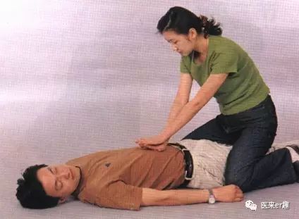 一岁以上cpr急救法演示,儿子cpr抢救