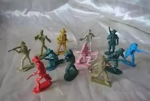 那些年我们玩过的玩具,那些年的玩具你都用过哪几种