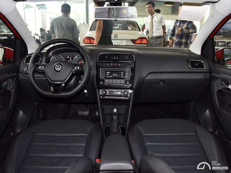 颜高性价比高的人,哪一年的名爵3最值得买