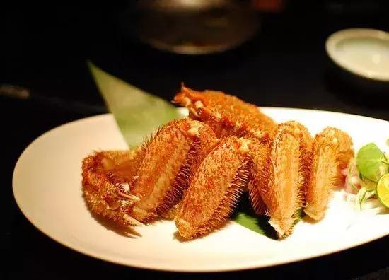 红毛蟹蟹腿多少钱,红毛蟹贵还是雪蟹贵