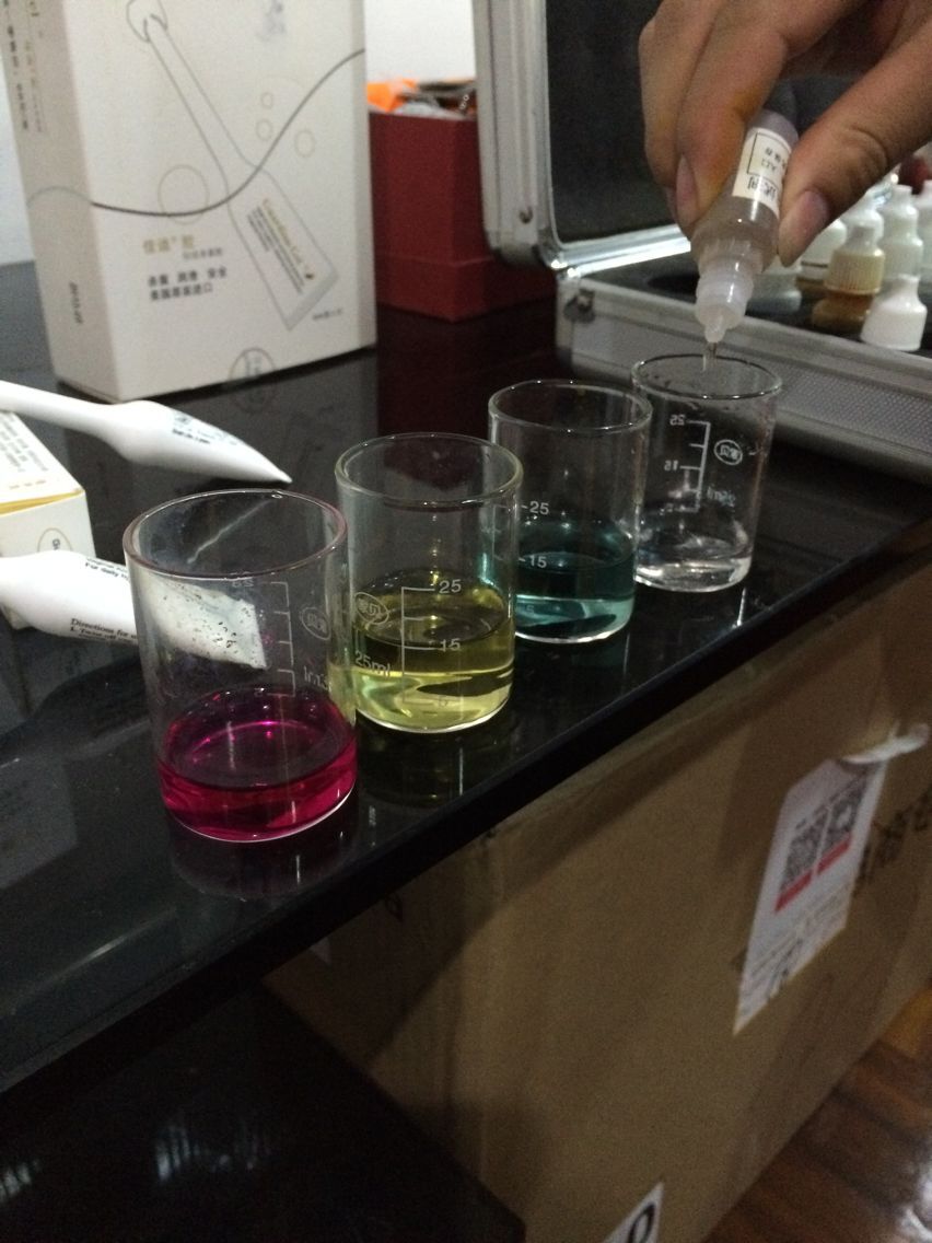 鱼中毒怎么解,鱼亚硝酸盐中毒鱼能换缸吗