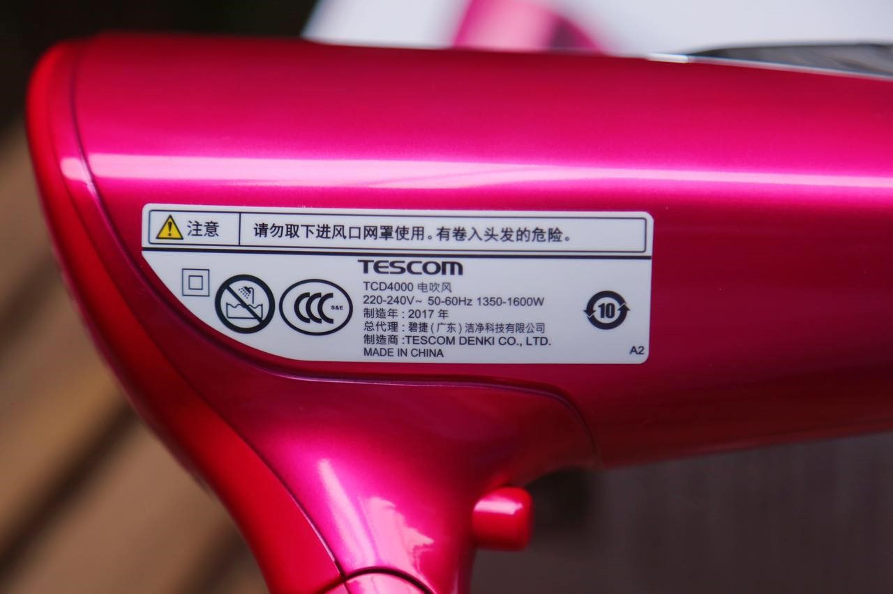 节假日去哪玩推荐,假期出去玩梳什么头发最好看呢