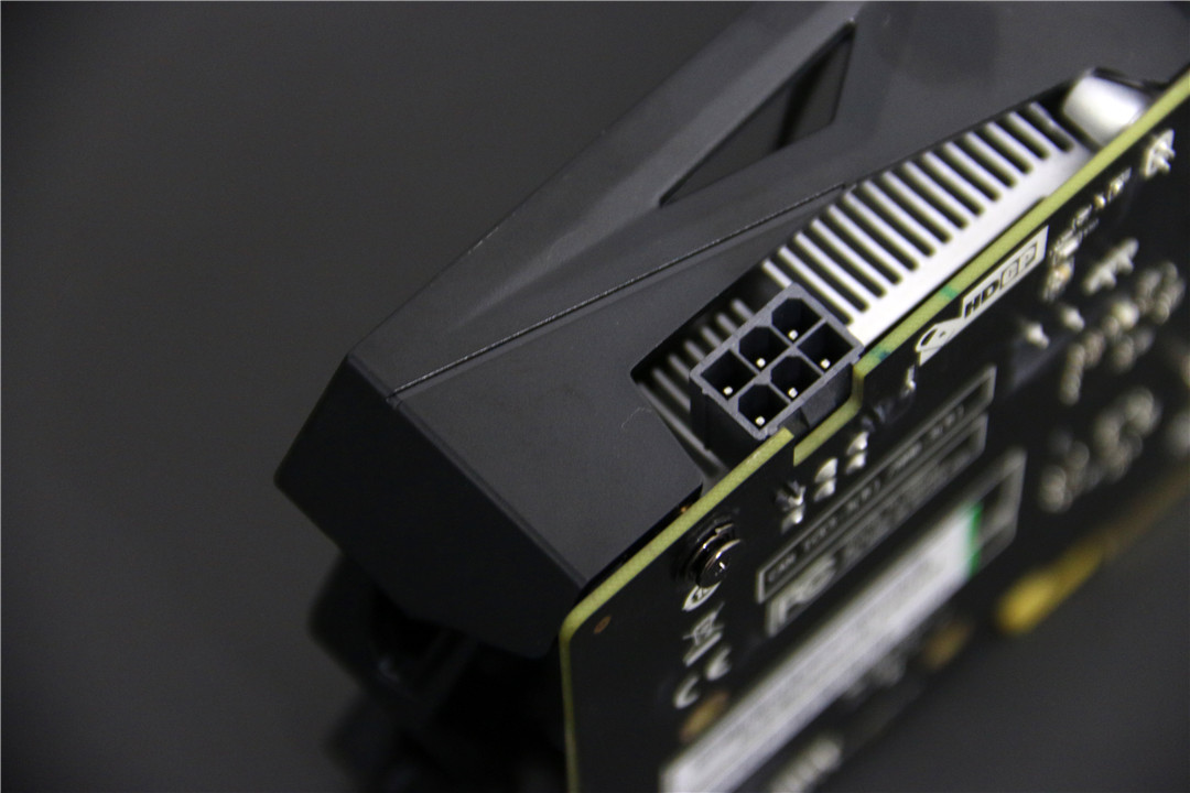 蓝宝石560d开核,蓝宝石rx560d跑分