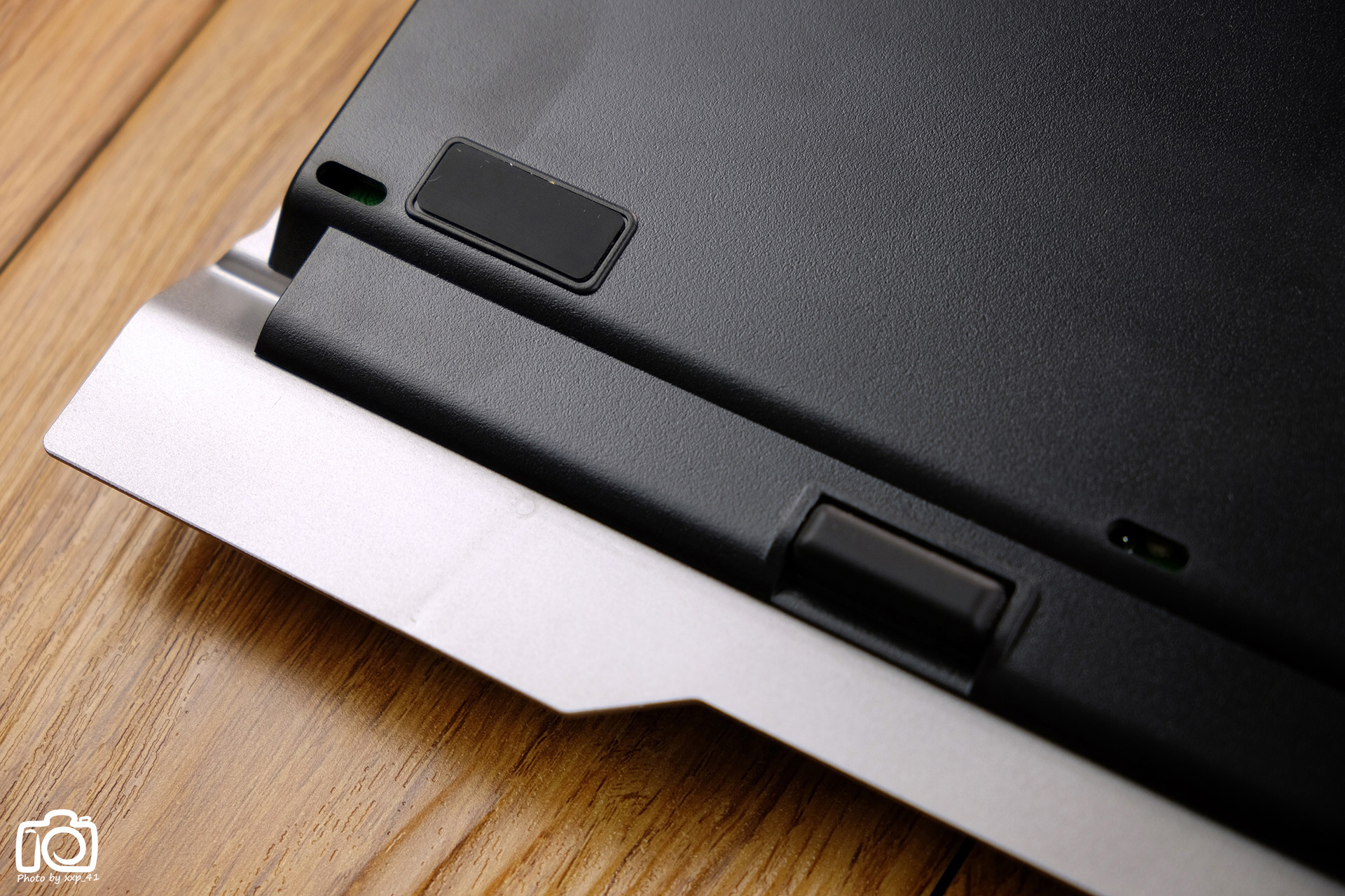 噼里啪啦打字噪，居然还防水：映泰沙漠方舟GK30青轴电竞机械键盘