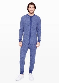 最适合年轻人买的衣服,最适合年轻人的名牌衣服