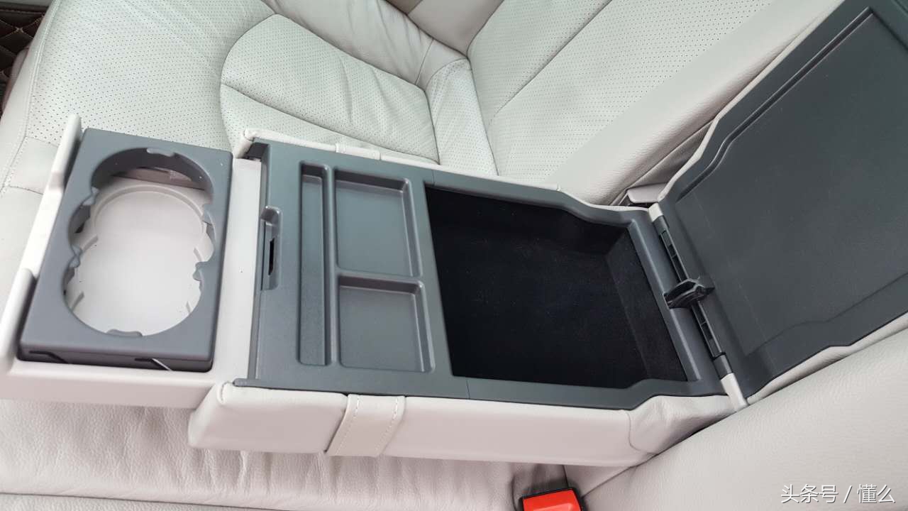 02款四眼奔驰w211入手要注意什么,2007年四眼奔驰w211值得买吗