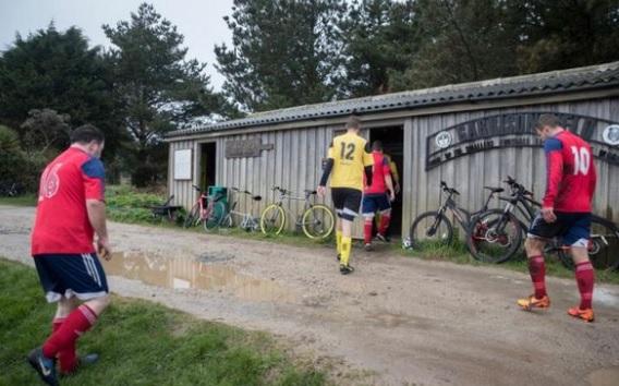 五大联赛最小出场年龄,最小的足球联赛