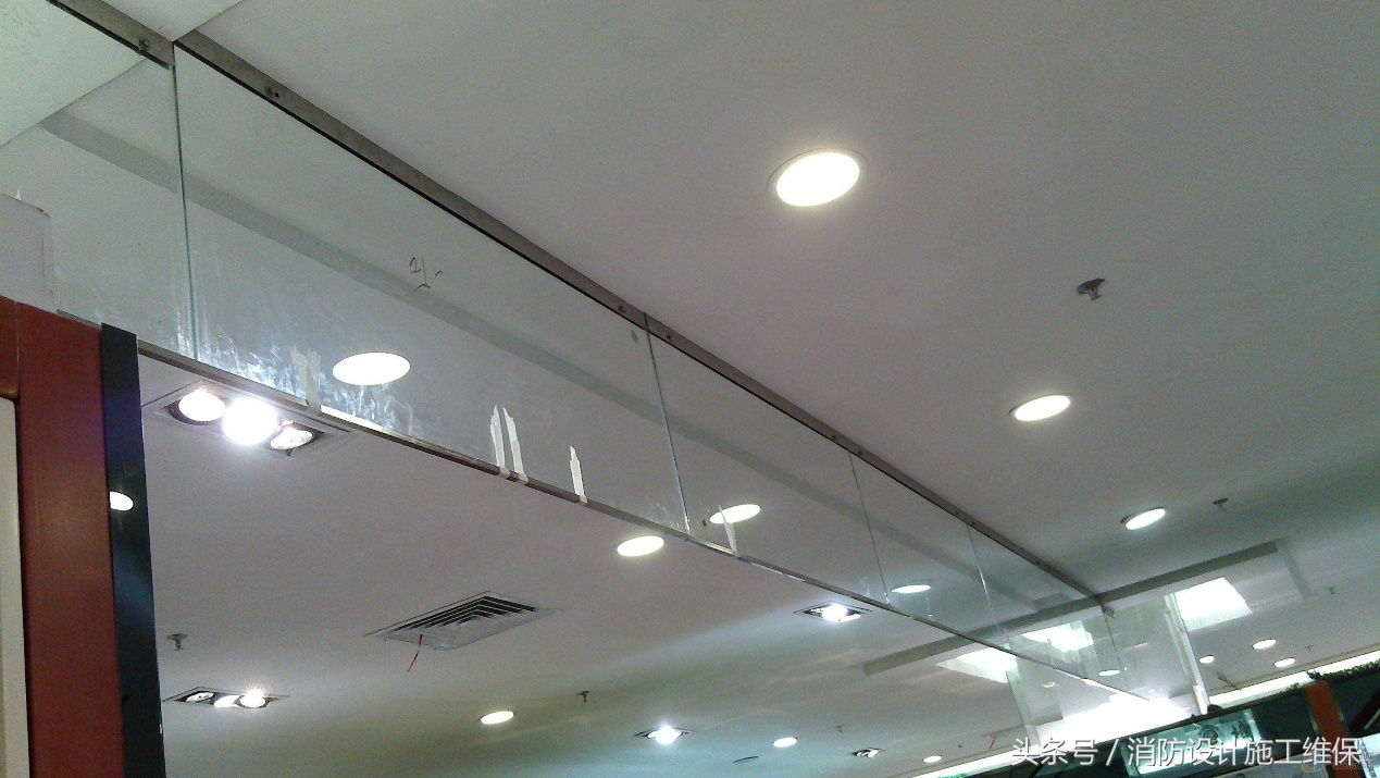 排烟系统挡烟垂壁实操,地下汽车库防烟分区