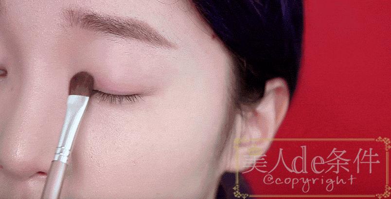 初秋最新妆容搭配,低调大气的百搭日常眼妆教程