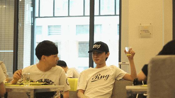 自古LOL电竞圈多队宠和交际花？比小虎还可怕！