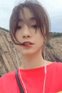 有个特别爱笑的女朋友,有一个积极乐观的女朋友