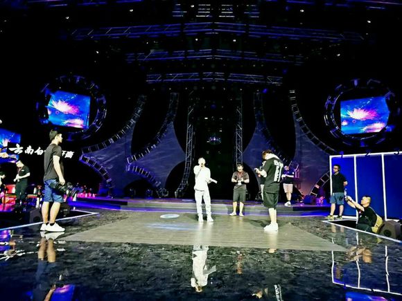 林子祥携手李克勤、郑源、吕方、陈晓东等决战粤语好声音！