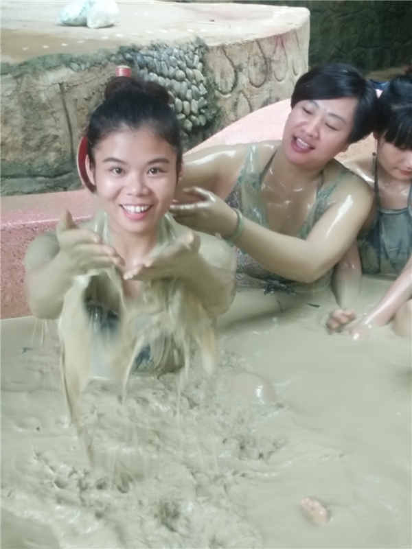 引领右脑总部2017越来越爱你越南芽庄游