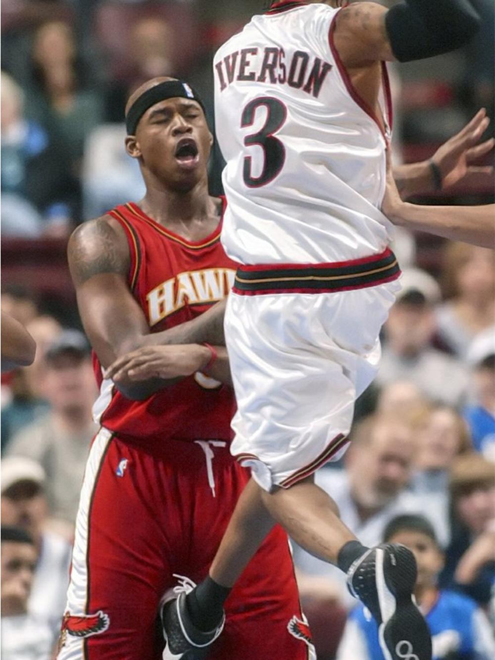 nba球星过人集锦韦德,nba球星打野球韦德