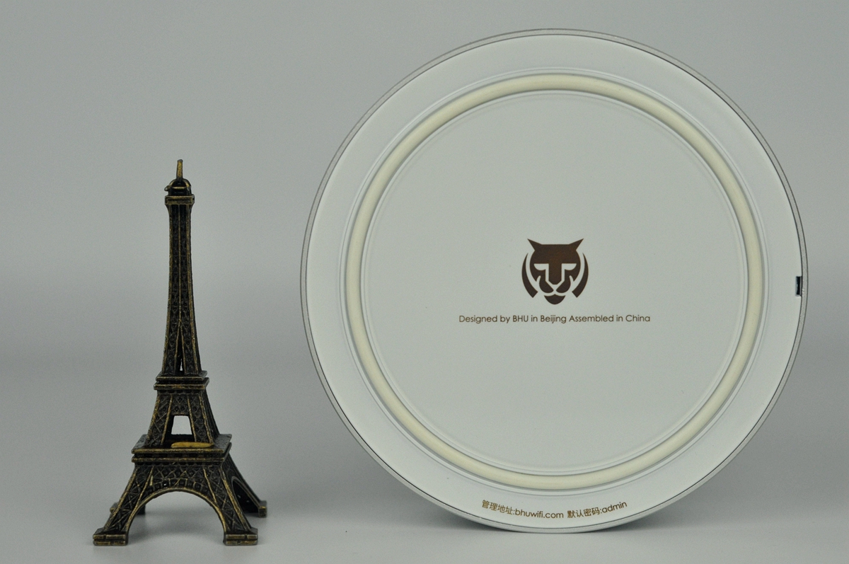 圆润艺术范,有型更有“芯”——必虎路由器上手评测