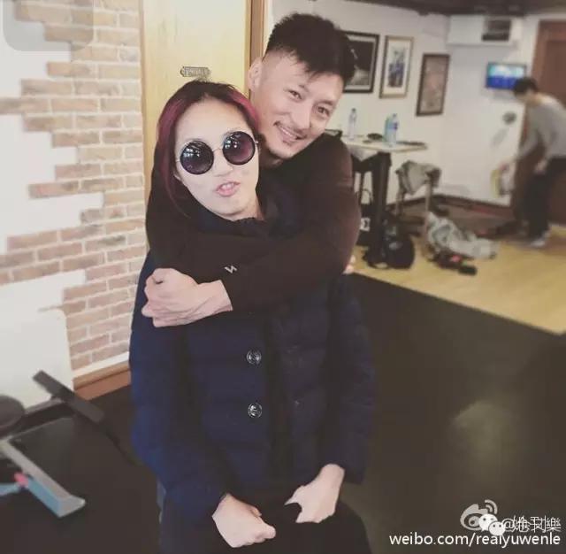 余文乐和陈冠希有点像,余文乐陈冠希哪个更潮