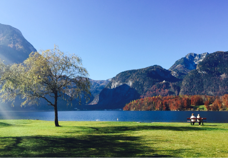 年入百万美女主播欧洲疯狂购买大牌包包，看完觉得她有钱好任性!