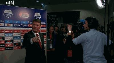 鏇艰仈鎴樻湳瓒崇悆缁忕悊,瓒崇悆缁忕悊鏇艰仈