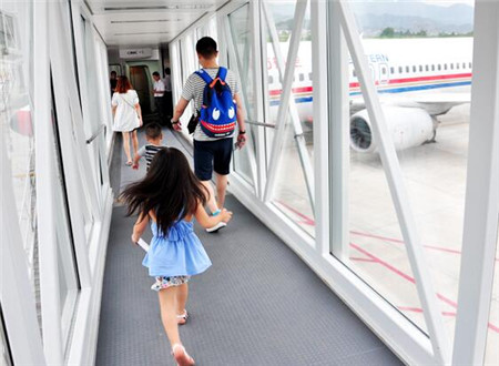 坐飞机可以带宝宝的退热贴吗,儿童退烧贴可以带上飞机吗