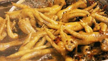 这家“鸡店”让小姑娘都梦魂萦绕,大放豪言要做南宁“爪爪”NO.1