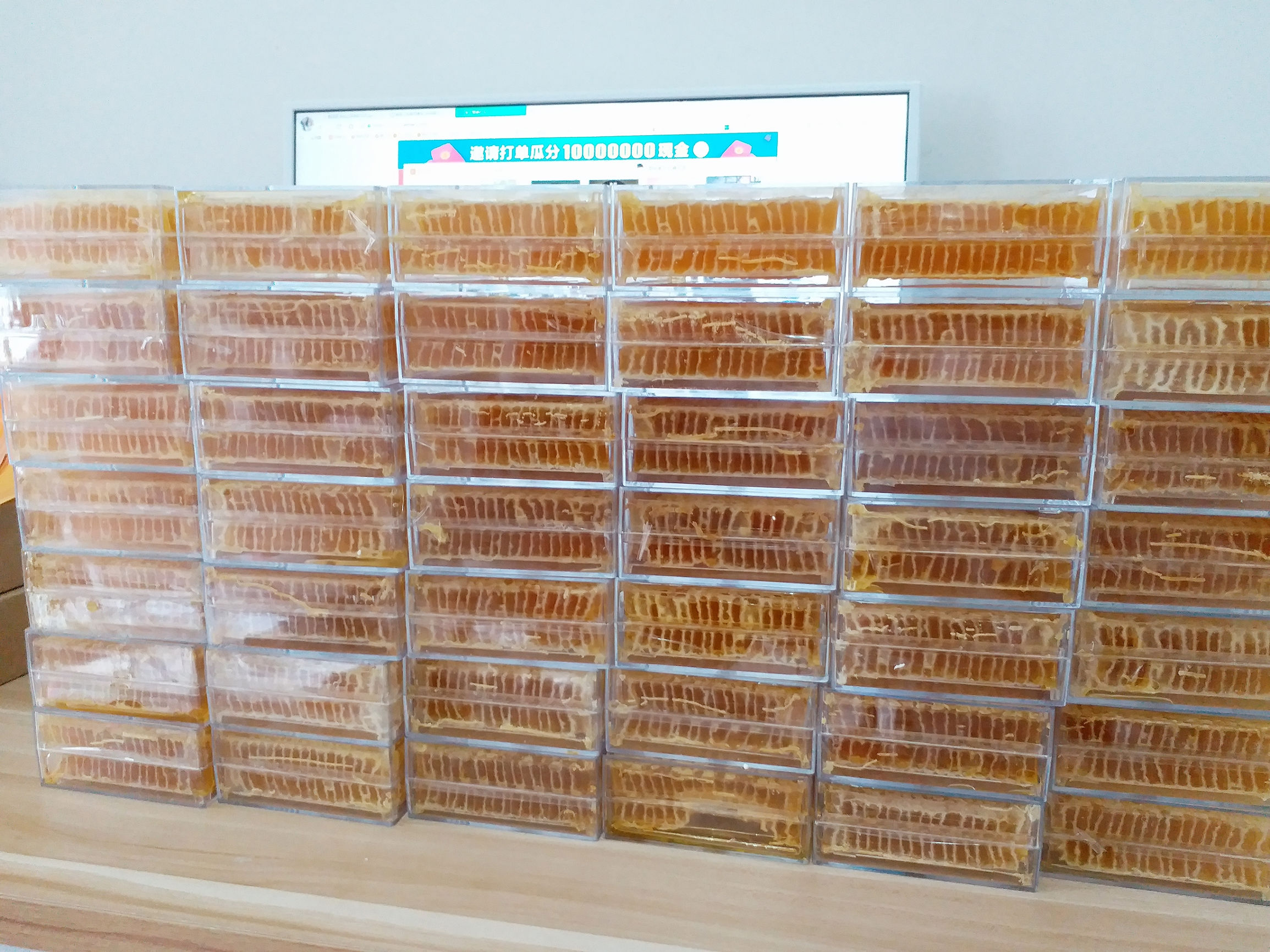 深山蜂谷悬崖土蜂蜜好吗,张家界知蜂谷养蜂