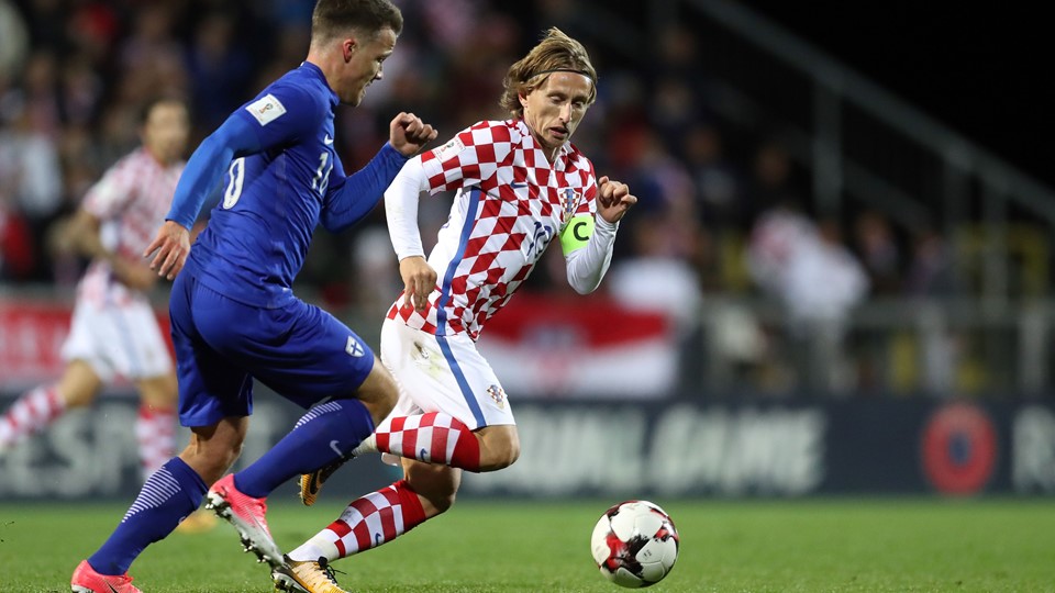 世界杯预选赛双杀,冰岛在预选赛双杀荷兰