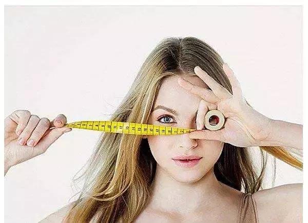 产后坐月子的谣言,产后束腹带是不是智商税