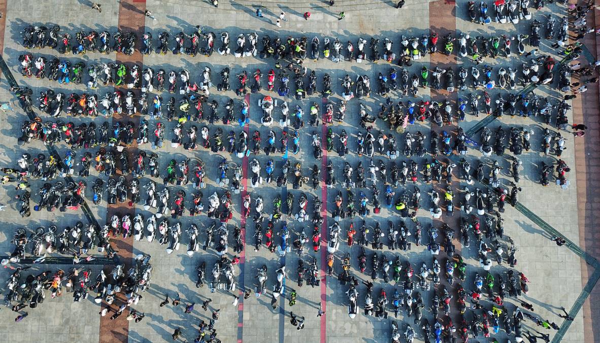 「国庆第7天」婺源又一大事发生，500铁骑进村赏秋