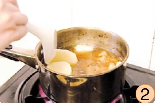 汤怎么放盐咸淡合适,汤做咸了六个小妙招教你巧妙补救